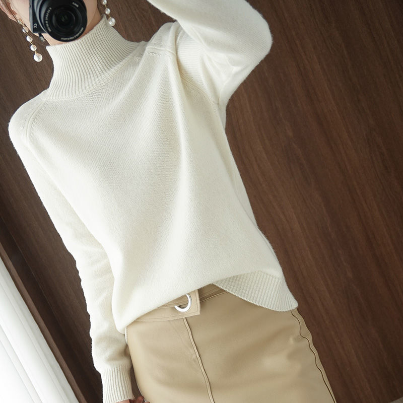 Women’s Roll-Neck Sweater | Relaxed Fit with Classic Design