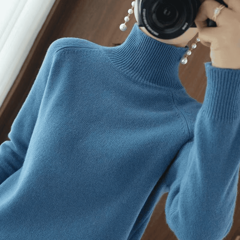 Women’s Roll-Neck Sweater | Relaxed Fit with Classic Design