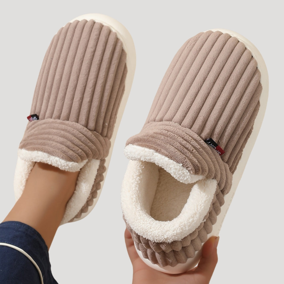 Women’s Slipper Boots | Warm, Easy-to-Wear Indoor Design