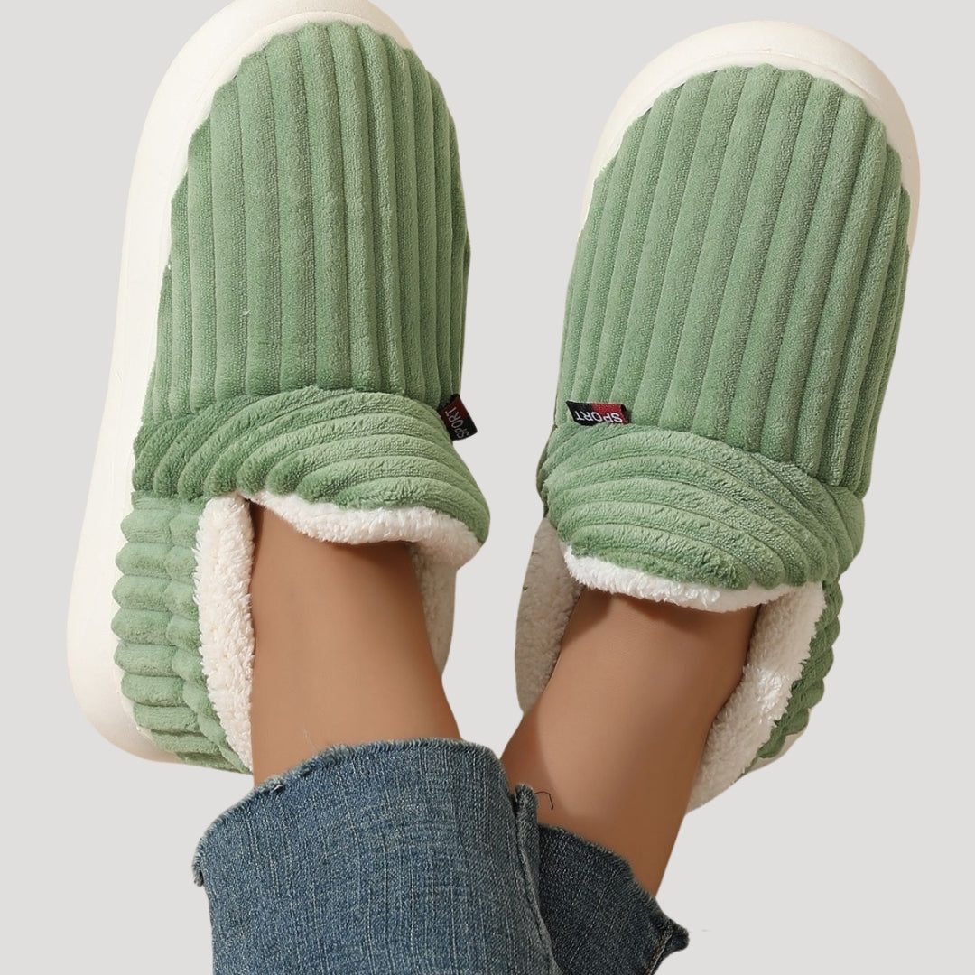 Women’s Slipper Boots | Warm, Easy-to-Wear Indoor Design
