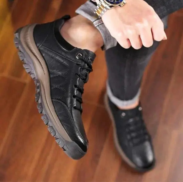 Men’s Comfortable Walking Shoes | Ergonomic Support with Everyday Style