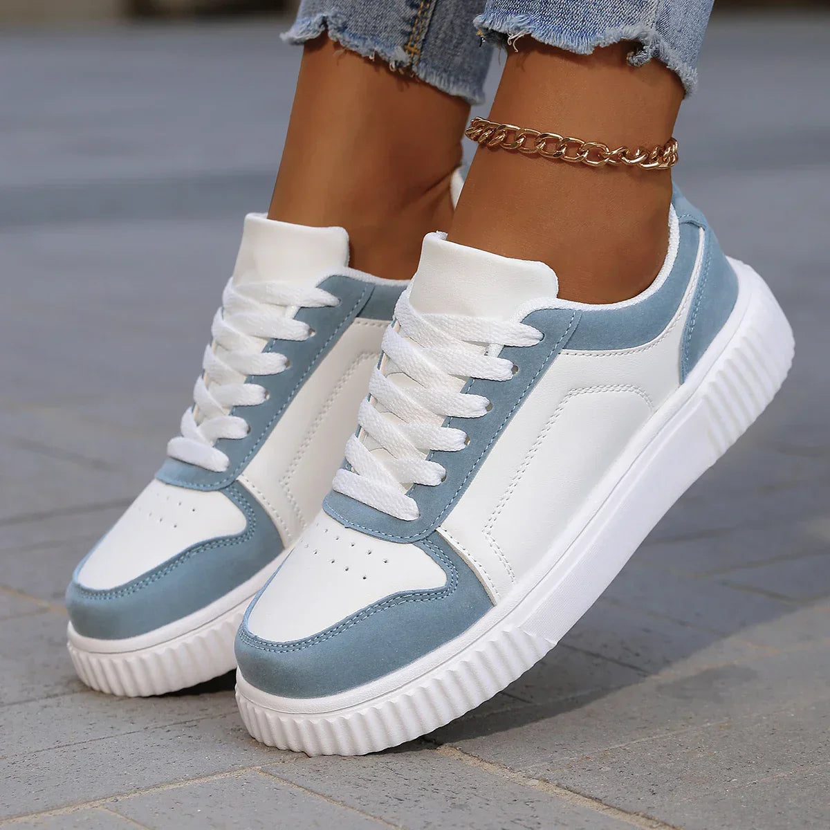 Women’s Cushioned Casual Sneakers | Lightweight Comfort with Everyday Grip