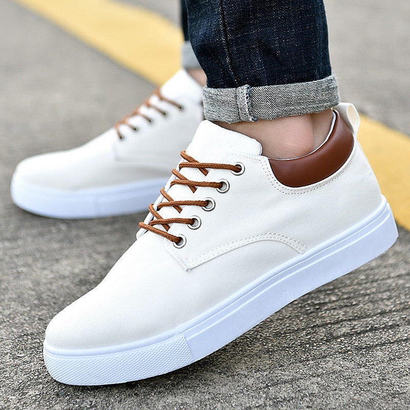 Men’s Casual Trainers | Low-Top Sneakers for Everyday Wear
