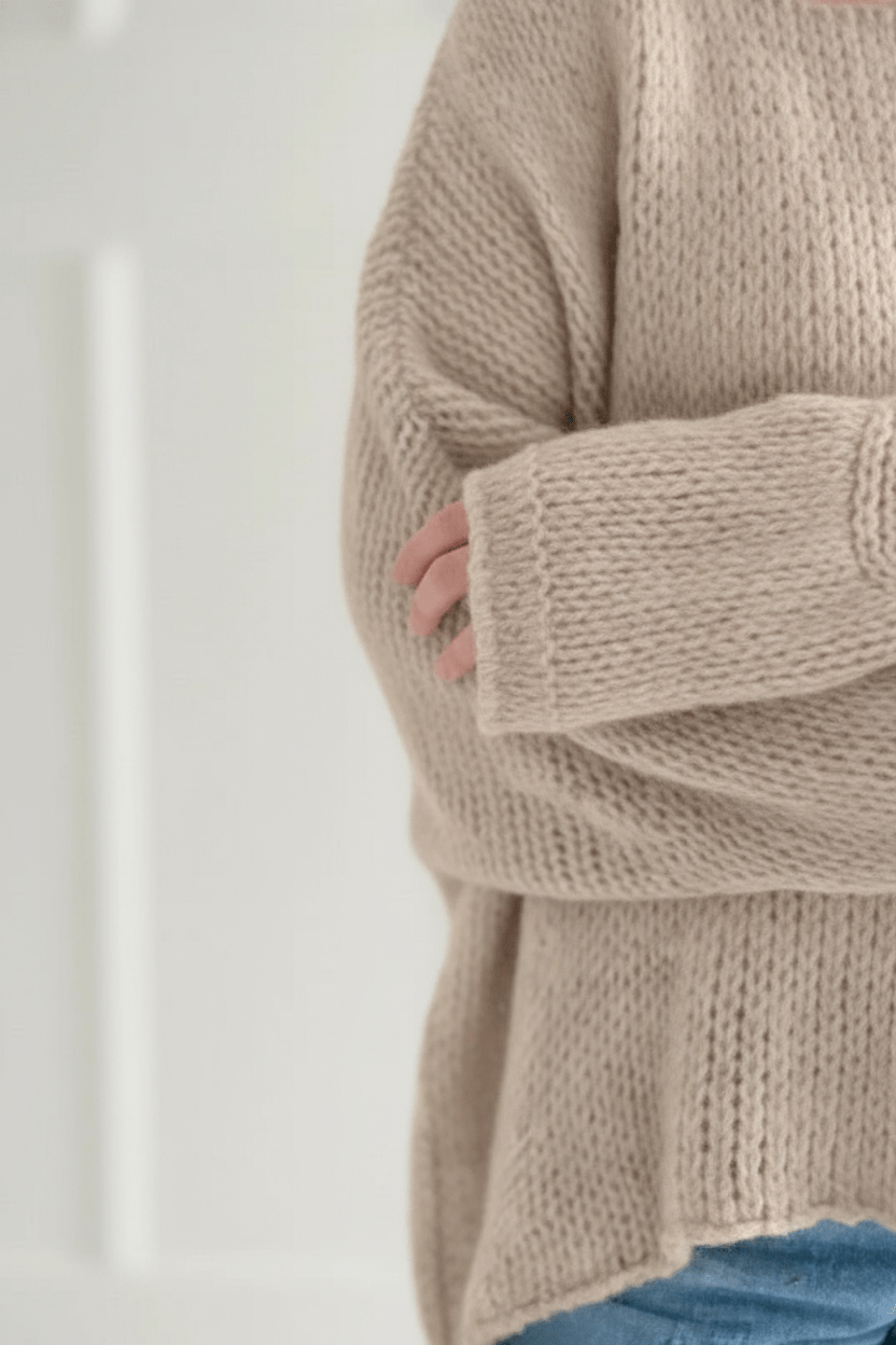 Women’s Oversized Knit Sweater – Off-Shoulder Design