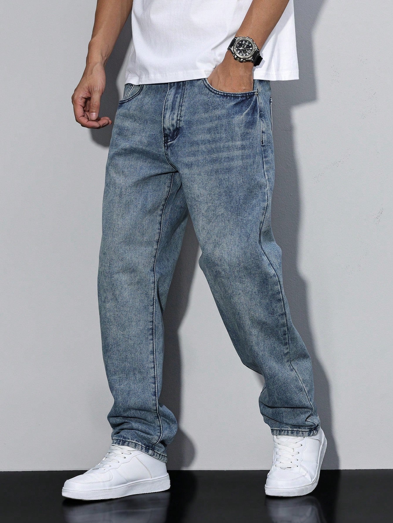 Men’s Baggy Jeans | Relaxed Fit with Casual Urban Style