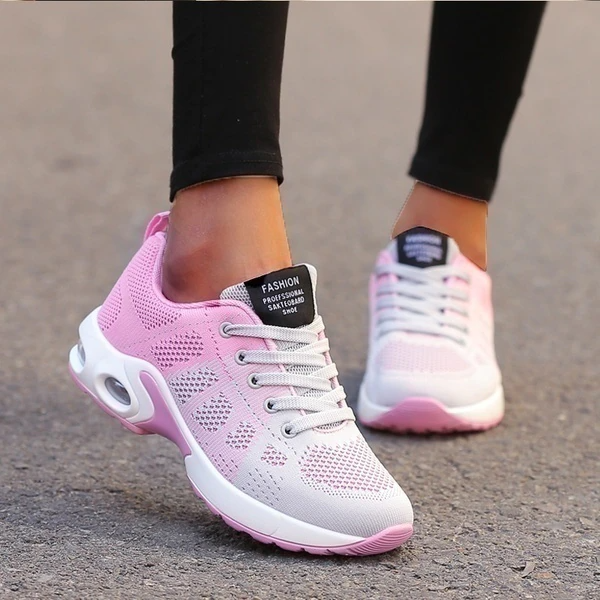 Women’s Sneakers | Sporty Everyday Comfort with a Modern, Timeless Look