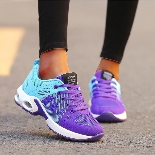 Women’s Sneakers | Sporty Everyday Comfort with a Modern, Timeless Look